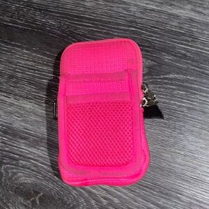 No Boundaries Neoprene Tumbler Zip Pouch, Raspberry Sizzle